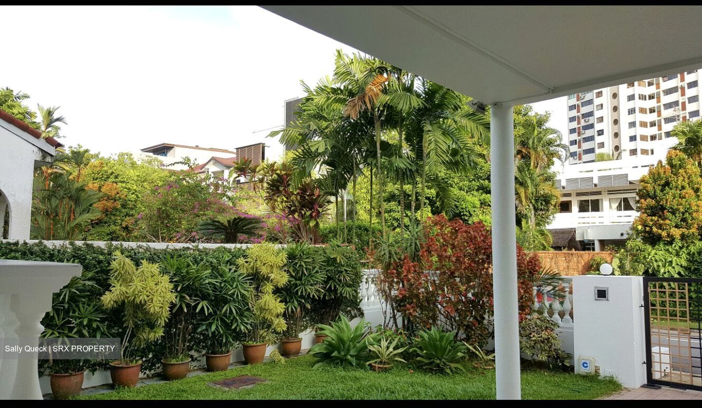 Duke's Road (D10), Semi-Detached #445588361